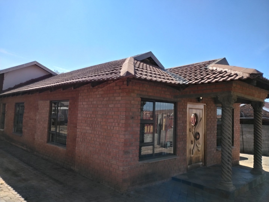 3 Bedroom Property for Sale in Blomanda Free State
